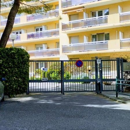 L'Echappee Belle Parking Διαμέρισμα Αβινιόν Εξωτερικό φωτογραφία